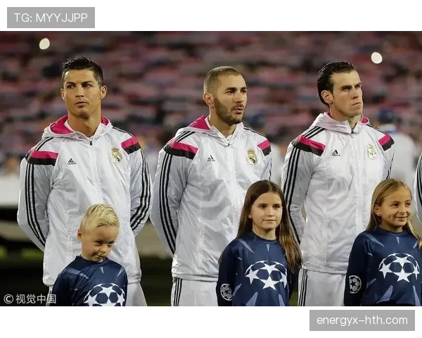 本泽马 vs 贝尔:进攻效率与战术角色差异 本泽马 vs 贝尔:进攻效率与战术角色差异