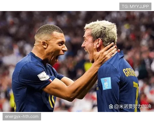 托马斯·穆勒本赛季状态回暖,进攻端表现稳健 托马斯·穆勒本赛季状态回暖,进攻端表现稳健