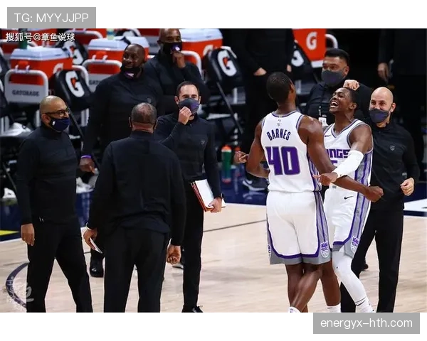 迈克尔·里德突破效率提升，拉开球队关键时刻得分差距